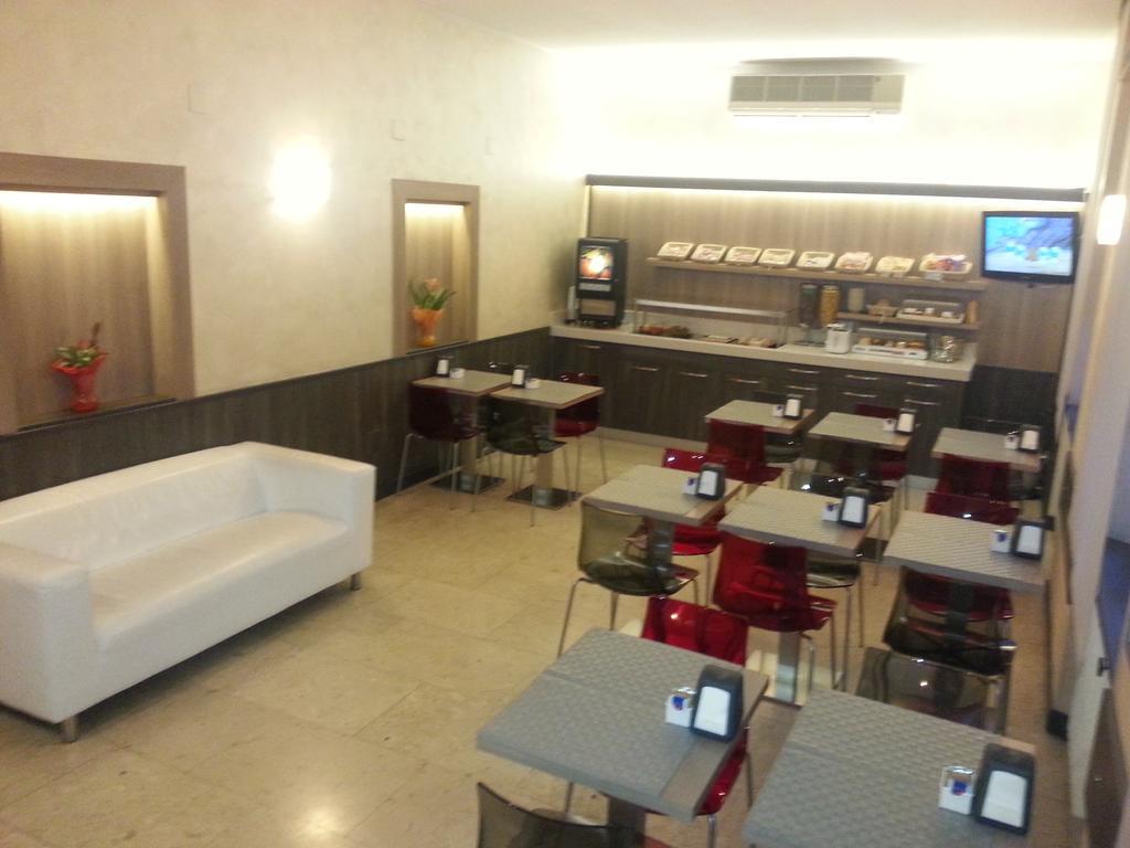 Hotel Garden Milánó Kültér fotó
