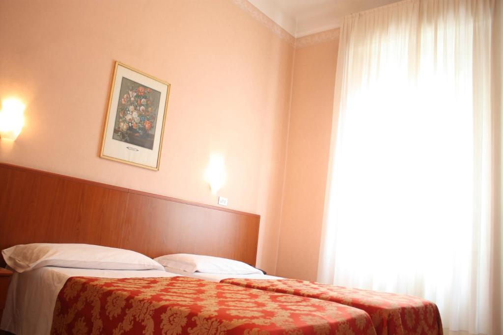 Hotel Garden Milánó Kültér fotó